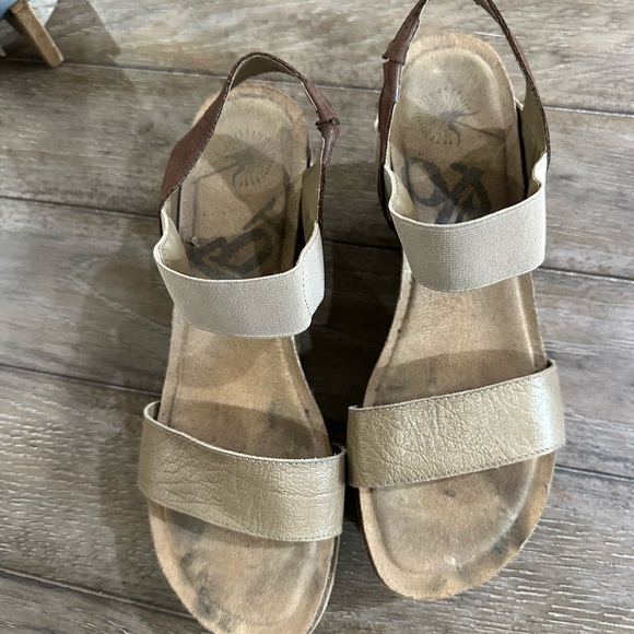 otbt Bushnell Sandals - Picture 14 of 15